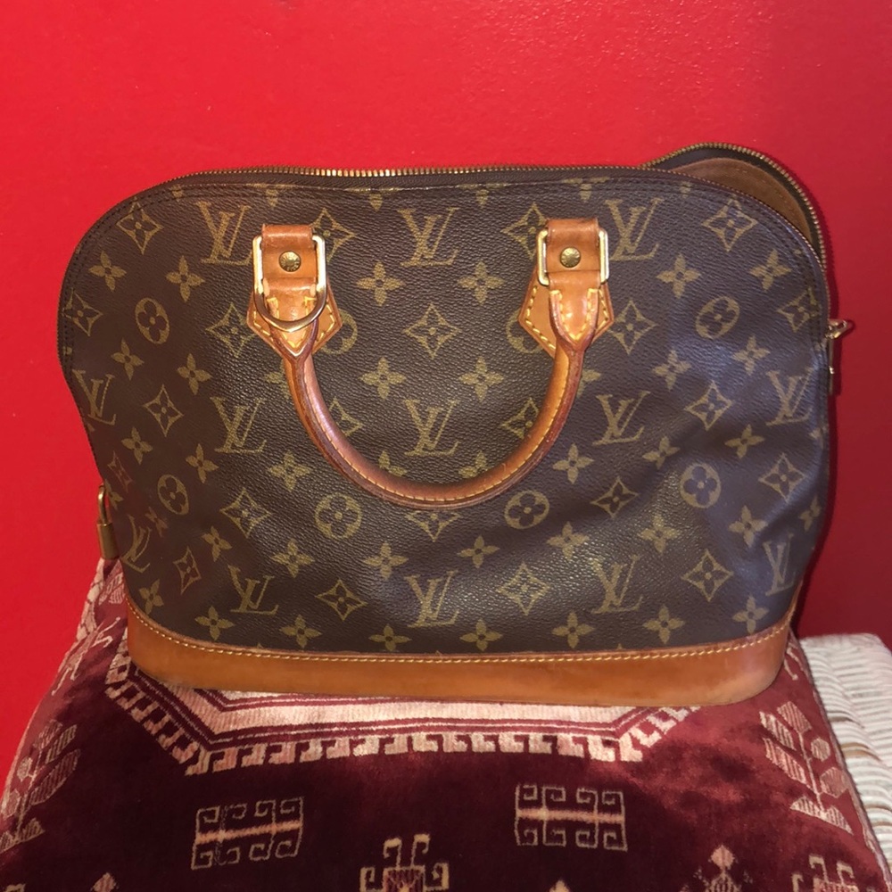 Louis Vuitton Alma Bag